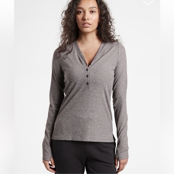 Athleta Uptempo Ribbed Henley Top w/thumbholes in gray size small - Picture 1 of 13